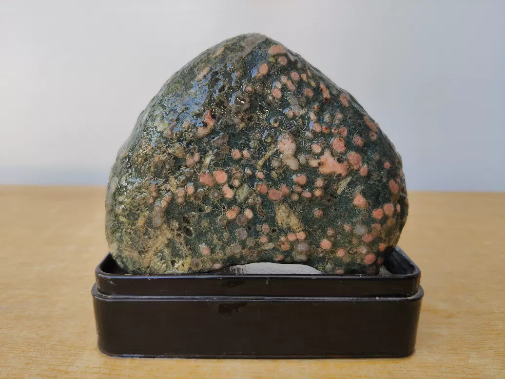 梅花玉原石942 碧玉留香 看 购买者须知 里的梅花玉功效