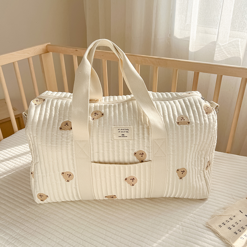 White bear (can be placed with quilt)