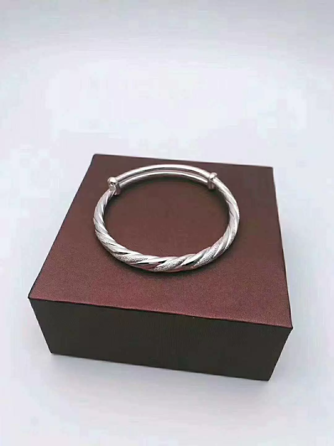 正生银饰纯银店麻花扭纹推拉手镯足银999简约百搭气质女手环