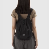 В следующем дне легкий ретро спорт маленький рюкзак