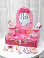 Розовый красный туалетный столик