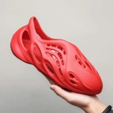 Тапочки в стиле Crocs, пляжные летние босоножки, мужские модные мужские тапочки для школьников и студентов, коллекция 2021 года, в корейском стиле, для влюбленных, подходят для носки на улице