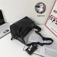 Модель PU+черно -подвесная утиная кулон