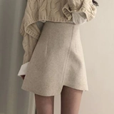 Демисезонный комплект, свитер, юбка, коллекция 2021, популярно в интернете, яркий броский стиль, в западном стиле