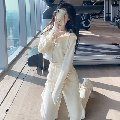taobao agent Autumn sweatshirt, fashionable sports suit, 2023 collection, western style, internet celebrity