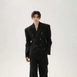 Небольшой дизайнерский модный корсет, наплечники, костюм, универсальная куртка для отдыха, тренд сезона