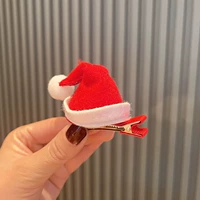 Клип для волос с красным вином