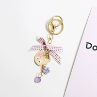 С бантиком, в форме цветка