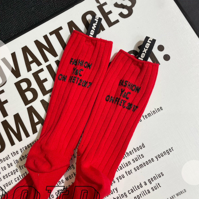taobao agent Demi-season socks, red coloring book, birthday charm, brand heel sticker, western style