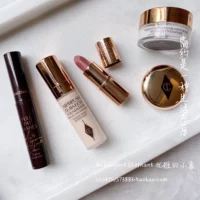 Набор пробников косметики (Charlotte Tilbury) Pillow Talk помада, Airbrush тон и мини-версии
