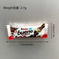 Красный магнит на холодильник