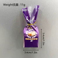 Сиреневый магнит на холодильник, тост, хлеб