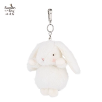 Кролик висит