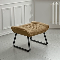 Коричневые черные ноги