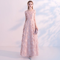 Розовый, длинный, открытые плечи