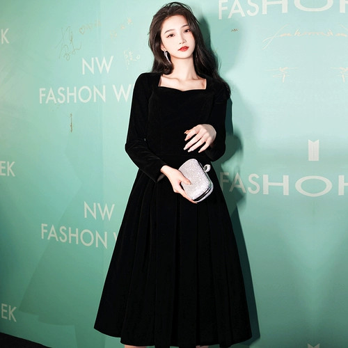 Черное цветное элитное длинное вечернее платье, средней длины