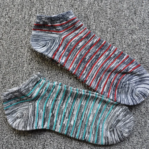 Ежедневно промытые конопляные линии, промытые отдельными водами, низкие базовые мужские носки.