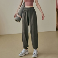 Черный и серый