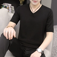 Q3309 Black (v -neck)