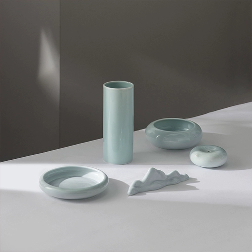 Qingyun Jingdezhen Celadon Ceramic Holder Holder Pen Pearning ручка, шампунь для чернил, четыре сокровища, четыре сокровища, фарфоровый фарфоровый набор кисти, французская живопись, креативные продукты, юношеские ученые наборы