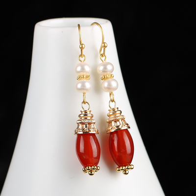 taobao agent Xunzhi Natural Freshwater Pearl Dark Red Agate earrings Ancient wind ear pendant jez089