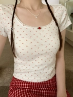 Маленький красный цвет