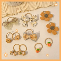 11 кусочков желтого смайлика