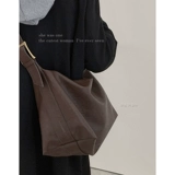 Вместительная и большая демисезонная модная сумка через плечо для отдыха, коллекция 2023