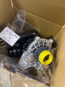 Подходит для Audi a4L a5 a6L q5 q3 Volkswagen Magotan high 6GTIcc водяной насос в сборе 2-го поколения EA888