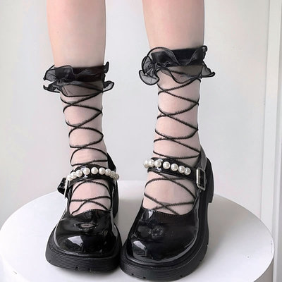 taobao agent Summer transparent glass silk crystal socks individual cross stripes sweet European root gauze gauze socks girl middle socks thin