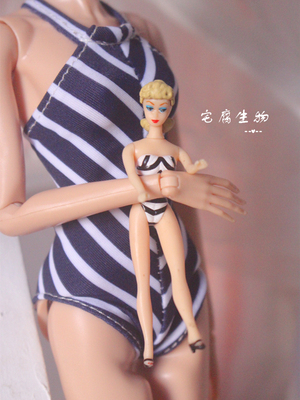 taobao agent Super Mini Barbili Doll Model Supermodel ST Classic Black and White Swimsuit