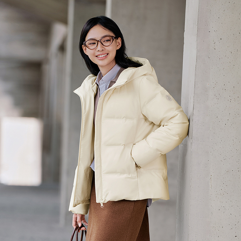 礼金！波司登青少年短款羽绒服