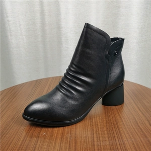 Martens, модные кожаные утепленные демисезонные короткие сапоги на каблуке, ботинки, воловья кожа, широкий устойчивый каблук, простой и элегантный дизайн
