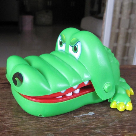 爱逛街为您找到鳄鱼玩具相关的宝贝,您可以在下面的板块中挑选喜欢的