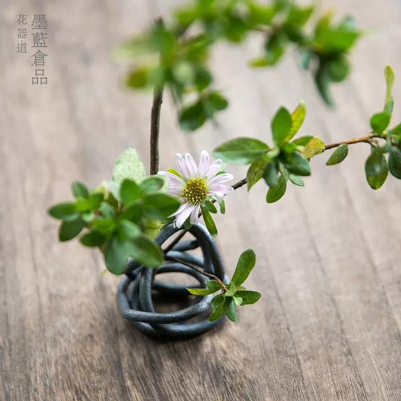 鹤巢自由花留瓶花网格可变形剑山插花器工具花瓶花艺插花固定神器 Taobao