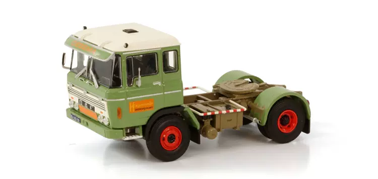 WSI 1:50 VOLVO F10 4X2 篷布卡车模型Van der Kwaak 01-2970-Taobao