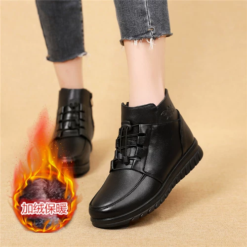 Ботинки, зимние утепленные удерживающие тепло короткие сапоги, нескользящие рабочие туфли для матери, из натуральной кожи, для среднего возраста, мягкая подошва