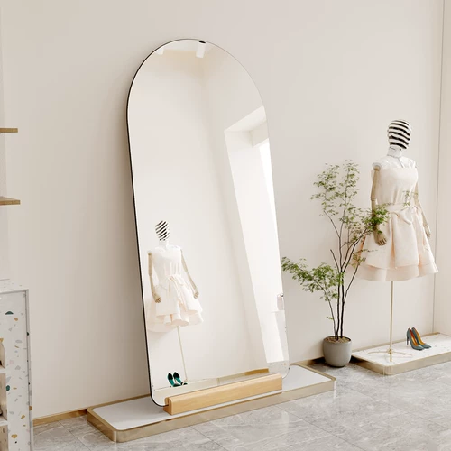 Чужое зеркало нерегулярное зеркало полное зеркальное зеркальное зеркало спальня сетка красное посадочное зеркало Зеркало Тестовое зеркало всего тела приземление дома дом