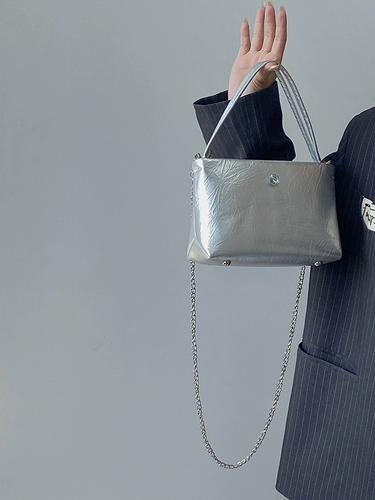 Летняя серебряная универсальная весенняя сумка через плечо, свежая цепь, изысканный стиль