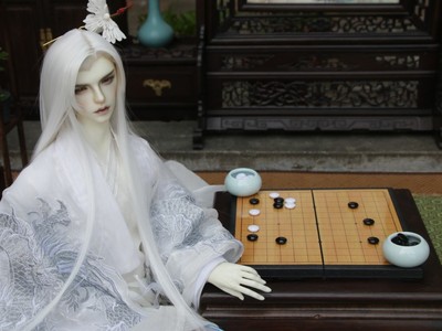 taobao agent Free shipping BJD uncle 60 dolls with Go chess chess board Hanfu ancient style theater baby uses shooting props
