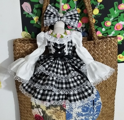 taobao agent Suzhou Aunt Bjd baby clothing cute grid skirt foreign dress booking