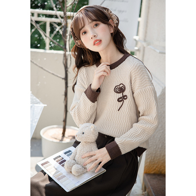 taobao agent Retro demi-season sweater, knitted short jacket, french style, 2023 collection, suitable for teen, long sleeve