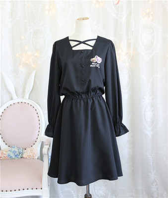 taobao agent Autumn cute elastic black Japanese school skirt, dress with sleeves, with little bears, long sleeve
