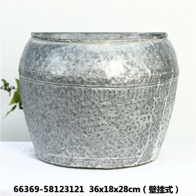 silver-66369-5812