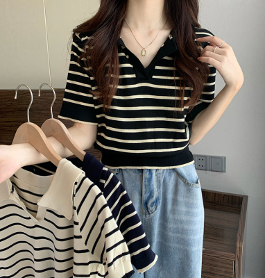 taobao agent Short knitted summer sweater, T-shirt, brand top, plus size, 2023 collection, with short sleeve, V-neckline, fitted