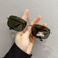 Золотая рама чернила зеленые