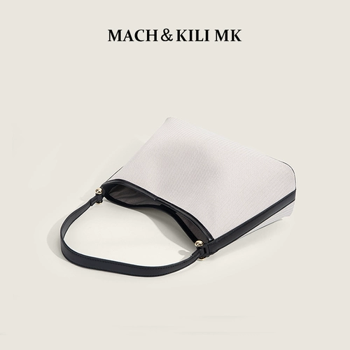 Кожаная небольшая дизайнерская вместительная и большая универсальная сумка подмышку на одно плечо, коллекция 2023