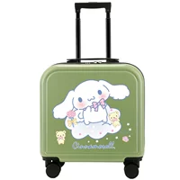 Зеленая трава Ангел нефрит -гвинея собака