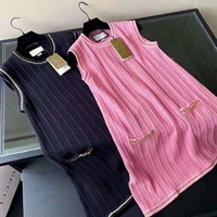 Летнее трикотажное платье без рукавов, розовая милая приталенная юбка, в стиле Шанель, коллекция 2023