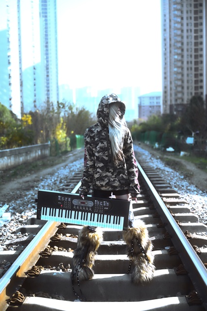 FLAME CAMO FITTED HOODIE image 8